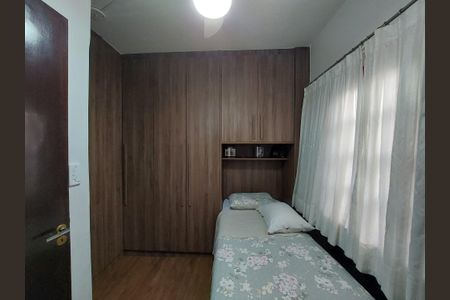 Casa à venda com 120m², 3 quartos e 2 vagasQuarto 2
