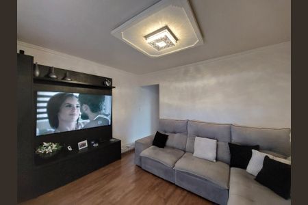 Casa à venda com 120m², 3 quartos e 2 vagasSala