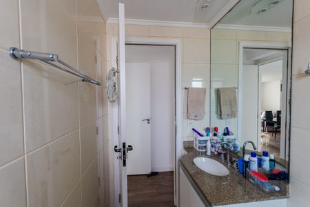 Apartamento à venda com 132m², 3 quartos e 3 vagasBanheiro 