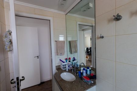 Apartamento à venda com 132m², 3 quartos e 3 vagasBanheiro 