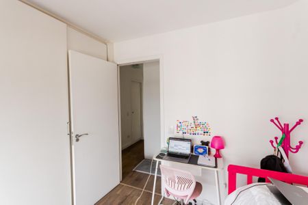 Apartamento à venda com 132m², 3 quartos e 3 vagasQuarto 2