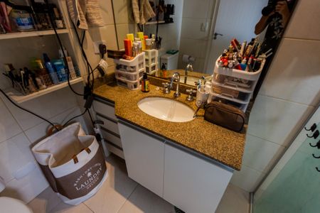 Apartamento à venda com 132m², 3 quartos e 3 vagasBanheiro 