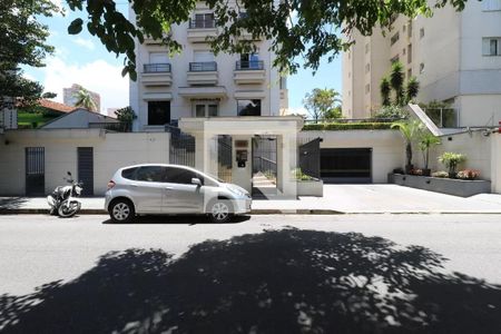 Apartamento à venda com 132m², 3 quartos e 3 vagasFachada