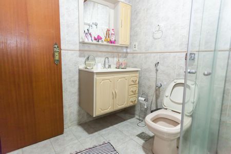 Casa à venda com 300m², 3 quartos e 4 vagasBanheiro Social