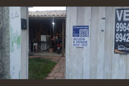 Casa à venda com 300m², 3 quartos e 4 vagasFachada e Placa