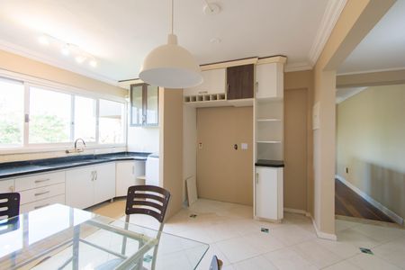 Apartamento à venda com 93m², 2 quartos e 2 vagasCozinha