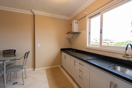 Apartamento à venda com 93m², 2 quartos e 2 vagasCozinha