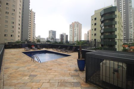 Apartamento à venda com 140m², 4 quartos e 2 vagasÁrea comum - Piscina