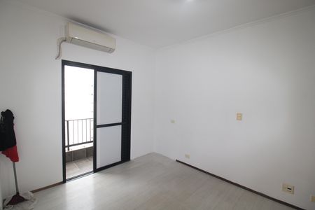 Apartamento à venda com 140m², 4 quartos e 2 vagasQuarto 4