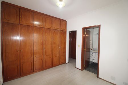 Apartamento à venda com 140m², 4 quartos e 2 vagasQuarto 4