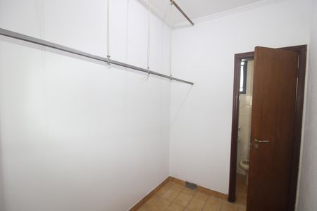 Apartamento à venda com 140m², 4 quartos e 2 vagasÁrea de Serviço - Quarto