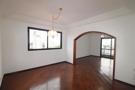 Apartamento à venda com 140m², 4 quartos e 2 vagasSala