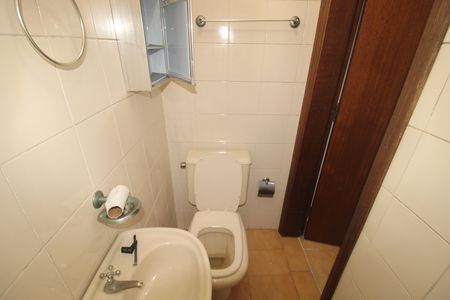 Apartamento à venda com 140m², 4 quartos e 2 vagasÁrea de Serviço - Banheiro