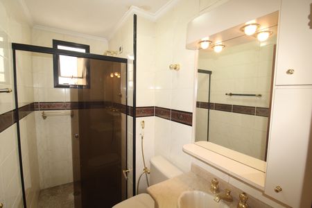 Apartamento à venda com 140m², 4 quartos e 2 vagasBanheiro