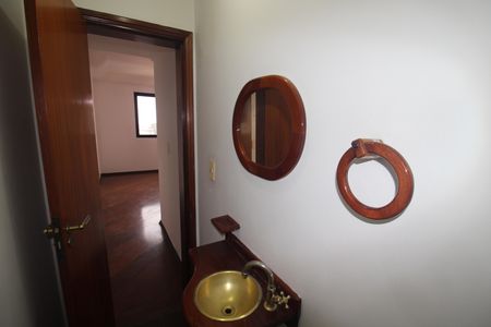 Apartamento à venda com 140m², 4 quartos e 2 vagasLavabo