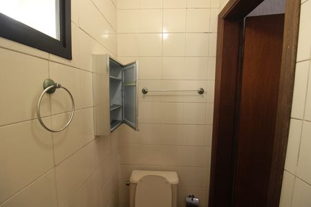 Apartamento à venda com 140m², 4 quartos e 2 vagasÁrea de Serviço - Banheiro