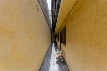 Casa à venda com 125m², 2 quartos e 2 vagas Casa à venda com 125m², 2 quartos e 2 vagasCorredor