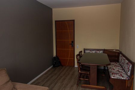 Apartamento à venda com 70m², 2 quartos e 1 vagaSala