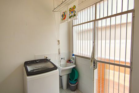 Casa de condomínio para alugar com 223m², 4 quartos e 2 vagasÁrea de Serviço