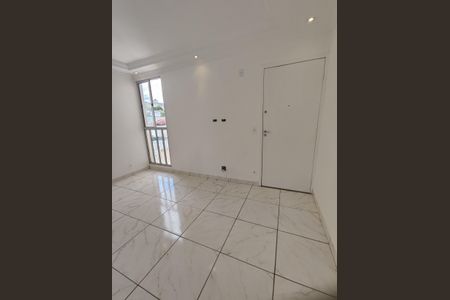 Apartamento para alugar com 44m², 2 quartos e 1 vagaSala