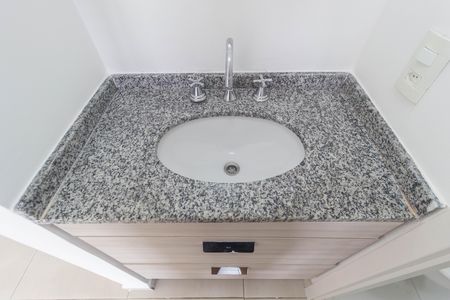 Apartamento à venda com 48m², 1 quarto e 1 vaga Apartamento à venda com 48m², 1 quarto e 1 vagaDetalhe - Banheiro
