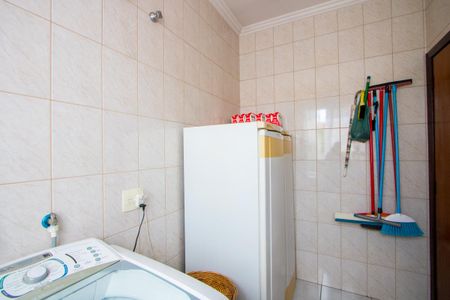 Casa à venda com 232m², 4 quartos e 5 vagasÁrea de serviço