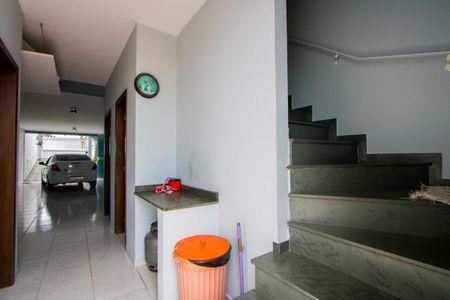 Casa à venda com 232m², 4 quartos e 5 vagasCorredor inferior