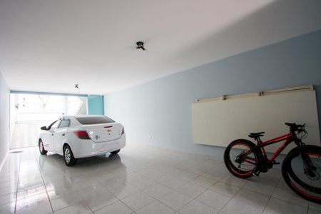 Casa à venda com 232m², 4 quartos e 5 vagasGaragem