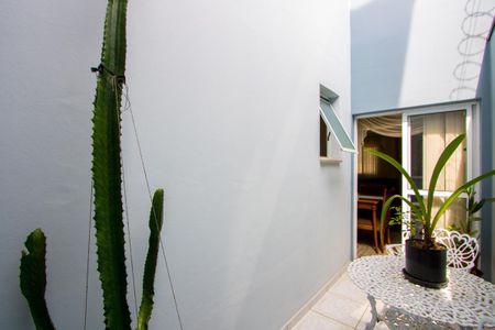 Casa à venda com 232m², 4 quartos e 5 vagasJardim de inverno