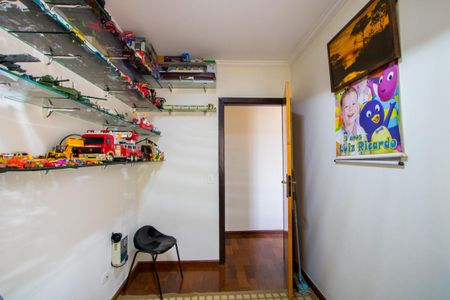 Casa à venda com 232m², 4 quartos e 5 vagasQuarto 4