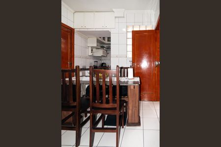 Apartamento à venda com 90m², 2 quartos e sem vaga Apartamento à venda com 90m², 2 quartos e sem vagaCopa