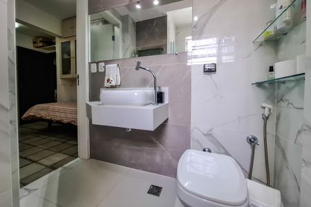 Apartamento à venda com 78m², 2 quartos e 1 vagaBanheiro