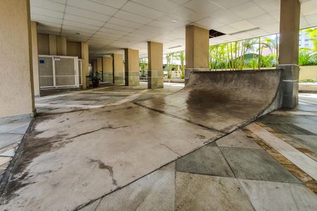 Apartamento à venda com 78m², 2 quartos e 1 vagaÁrea comum