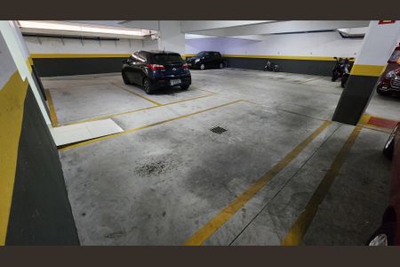 Apartamento para alugar com 68m², 2 quartos e 1 vagaÁrea comum - Garagem