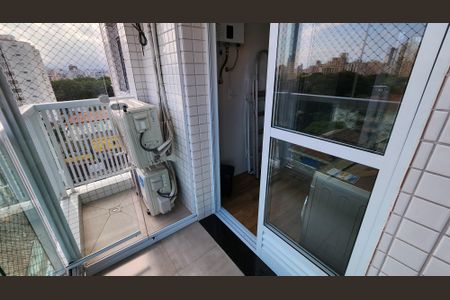 Apartamento para alugar com 68m², 2 quartos e 1 vagaÁrea de Serviço