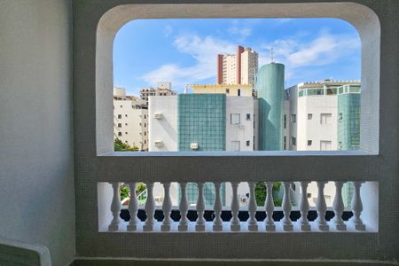 Apartamento para alugar com 120m², 3 quartos e 1 vagaVaranda