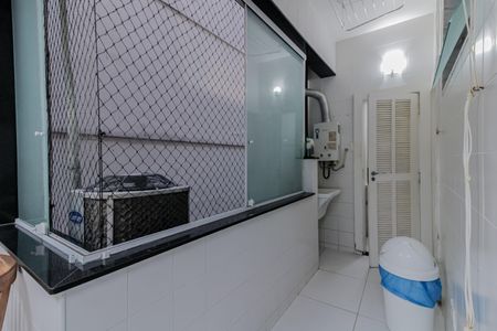 Apartamento à venda com 178m², 4 quartos e 1 vagaÁrea de Serviço