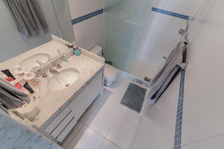 Apartamento à venda com 178m², 4 quartos e 1 vagaBanheiro do Quarto 4