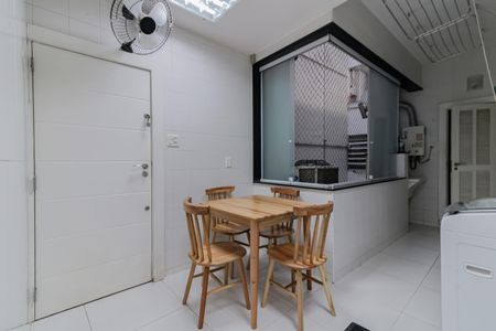 Apartamento à venda com 178m², 4 quartos e 1 vagaCozinha