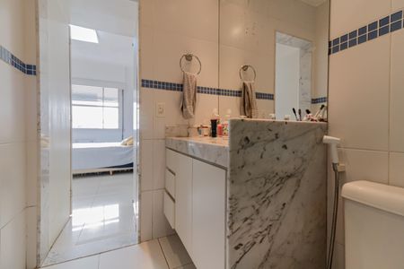 Apartamento à venda com 178m², 4 quartos e 1 vagaBanheiro do Quarto 4