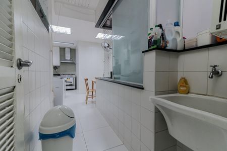 Apartamento à venda com 178m², 4 quartos e 1 vagaÁrea de Serviço