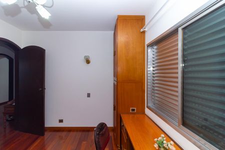 Casa à venda com 267m², 3 quartos e 4 vagasSuíte 1