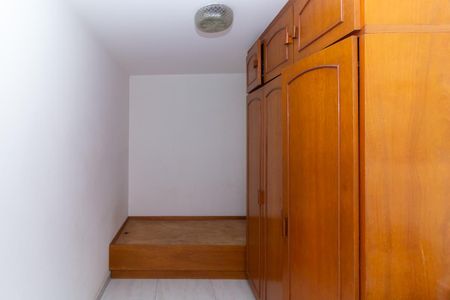 Casa à venda com 267m², 3 quartos e 4 vagasQuarto de Serviço