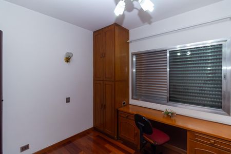 Casa à venda com 267m², 3 quartos e 4 vagasSuíte 1