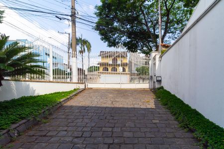 Casa à venda com 267m², 3 quartos e 4 vagasGaragem