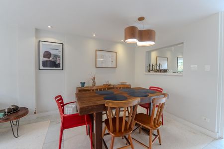 Apartamento à venda com 140m², 3 quartos e 1 vagaSala