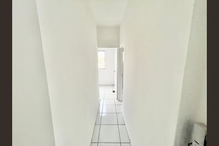 Corredor de apartamento para alugar com 1 quarto, 70m² em Vila Nova Cachoeirinha, São Paulo