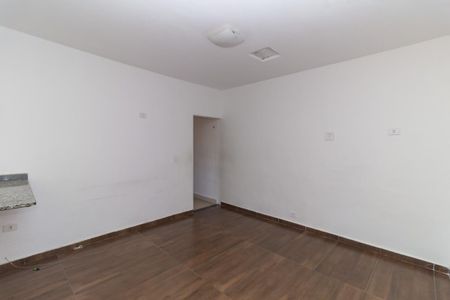 Casa à venda com 40m², 1 quarto e 1 vagaSala