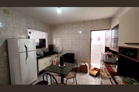 Casa à venda com 160m², 3 quartos e 2 vagasEdícula