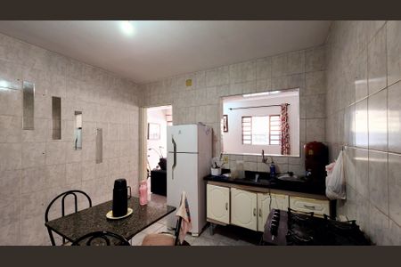 Casa à venda com 160m², 3 quartos e 2 vagasEdícula